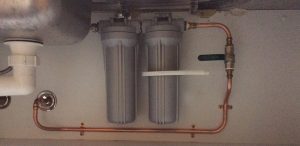 Below bench filtration system